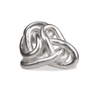 Supersized Knot Ring